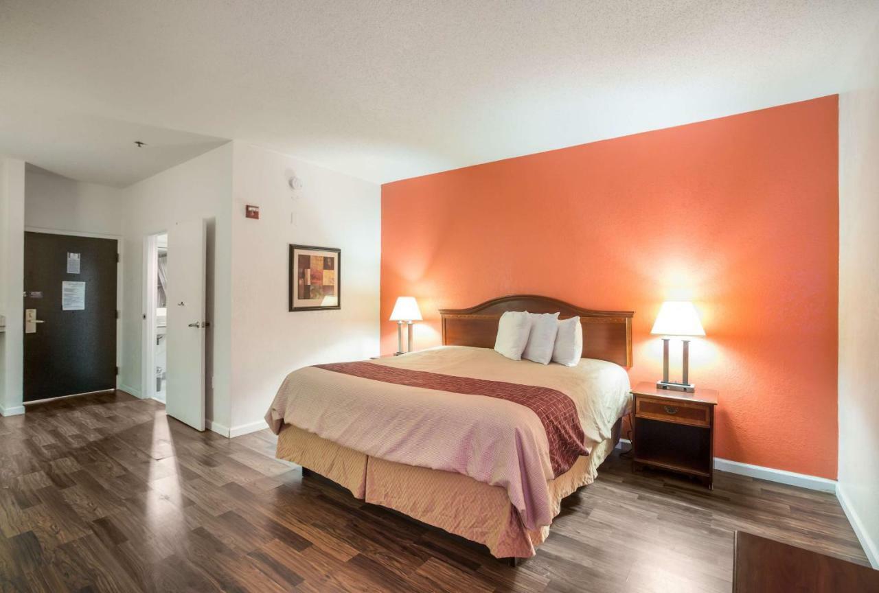Budgetel Inns & Suites - Atlanta Galleria Stadium سميرنا المظهر الخارجي الصورة